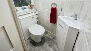 Photo 5- click for photo gallery